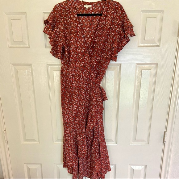 Max Studio Dresses & Skirts - Floral Wrap Dress